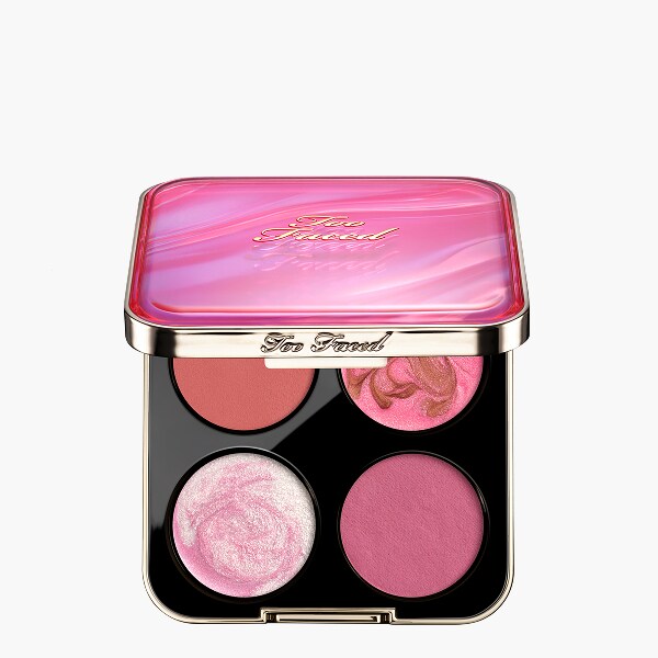 Daydreams Face Palette Holiday 2026, Daydreams — Blush Moodberry — Blush Bisous Glow — Highlighter Love Spark — Highlighter, NET WT. 0.38 OZ. / 11.0 g